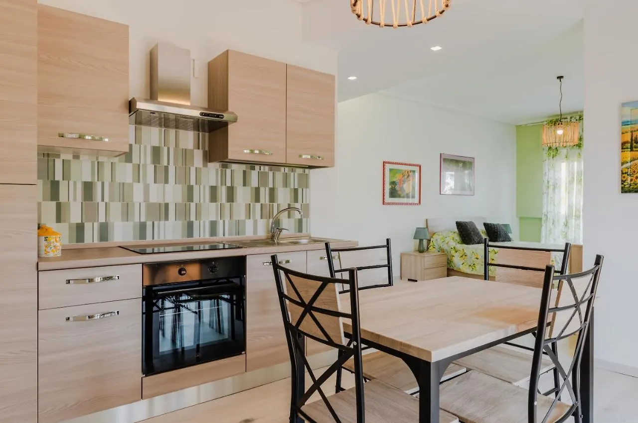 Marina Di Ragusa Cozy Apartments With Private Parking Italy