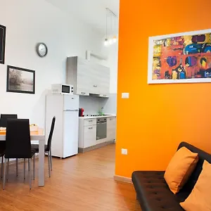Il Borgo Nel Cuore Di , Parma Italia