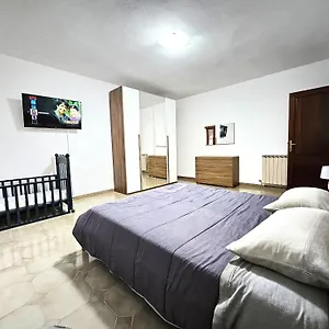 House Riky , Assemini Italia