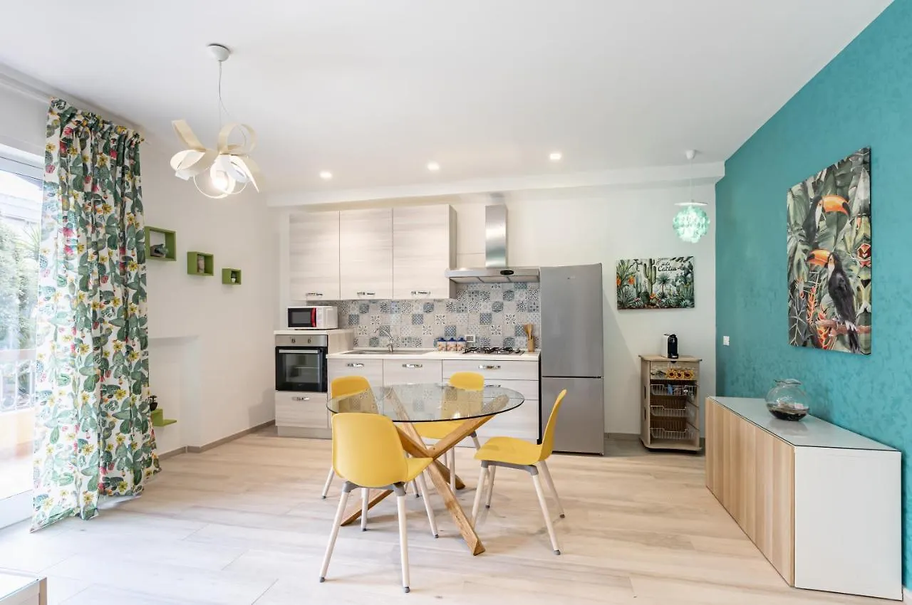 Marina Di Ragusa Cozy Apartments With Private Parking Italy