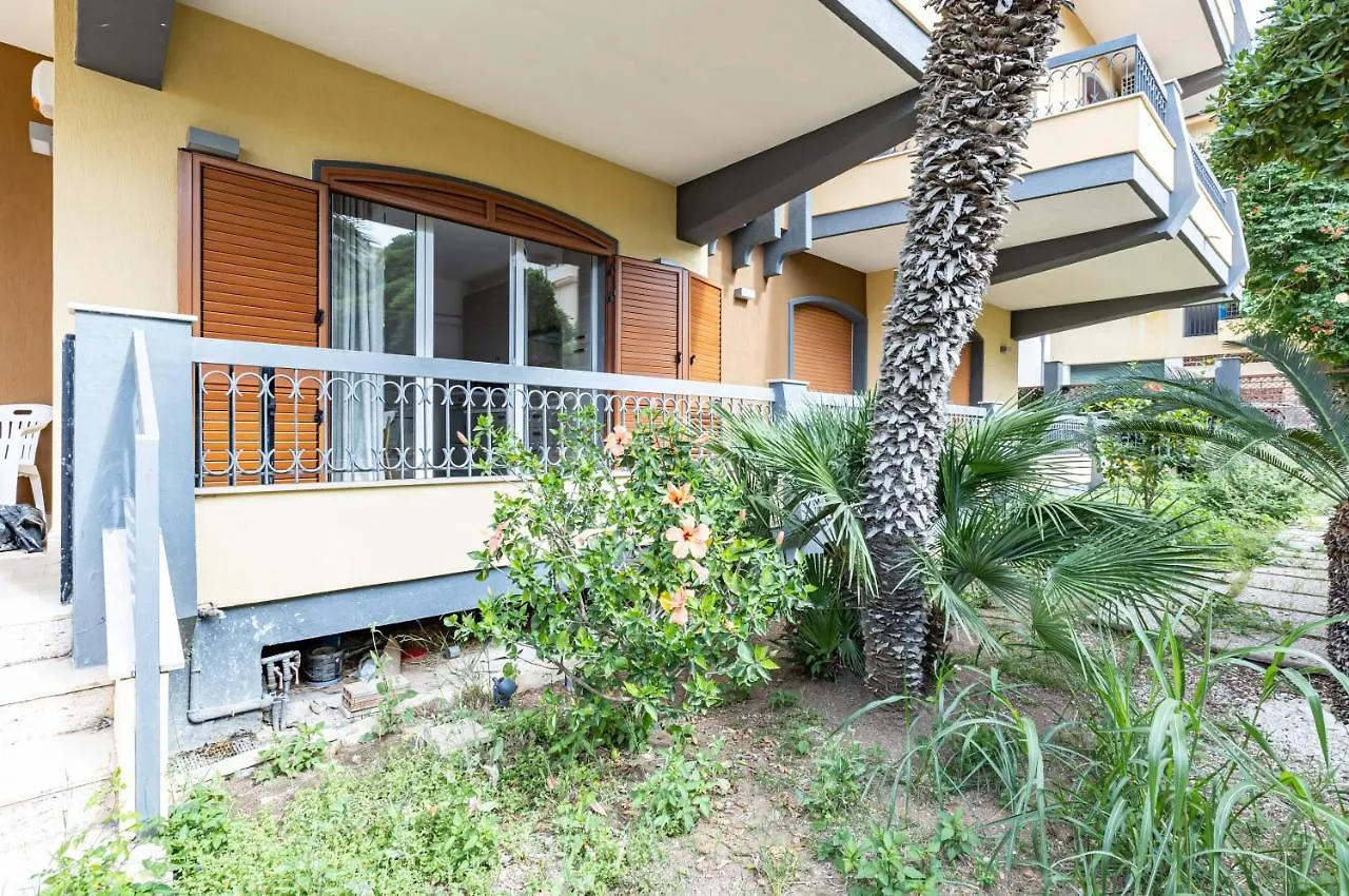 Marina Di Ragusa Cozy Apartments With Private Parking Italia