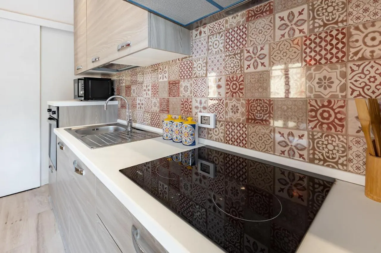 Marina Di Ragusa Cozy Apartments With Private Parking Italy