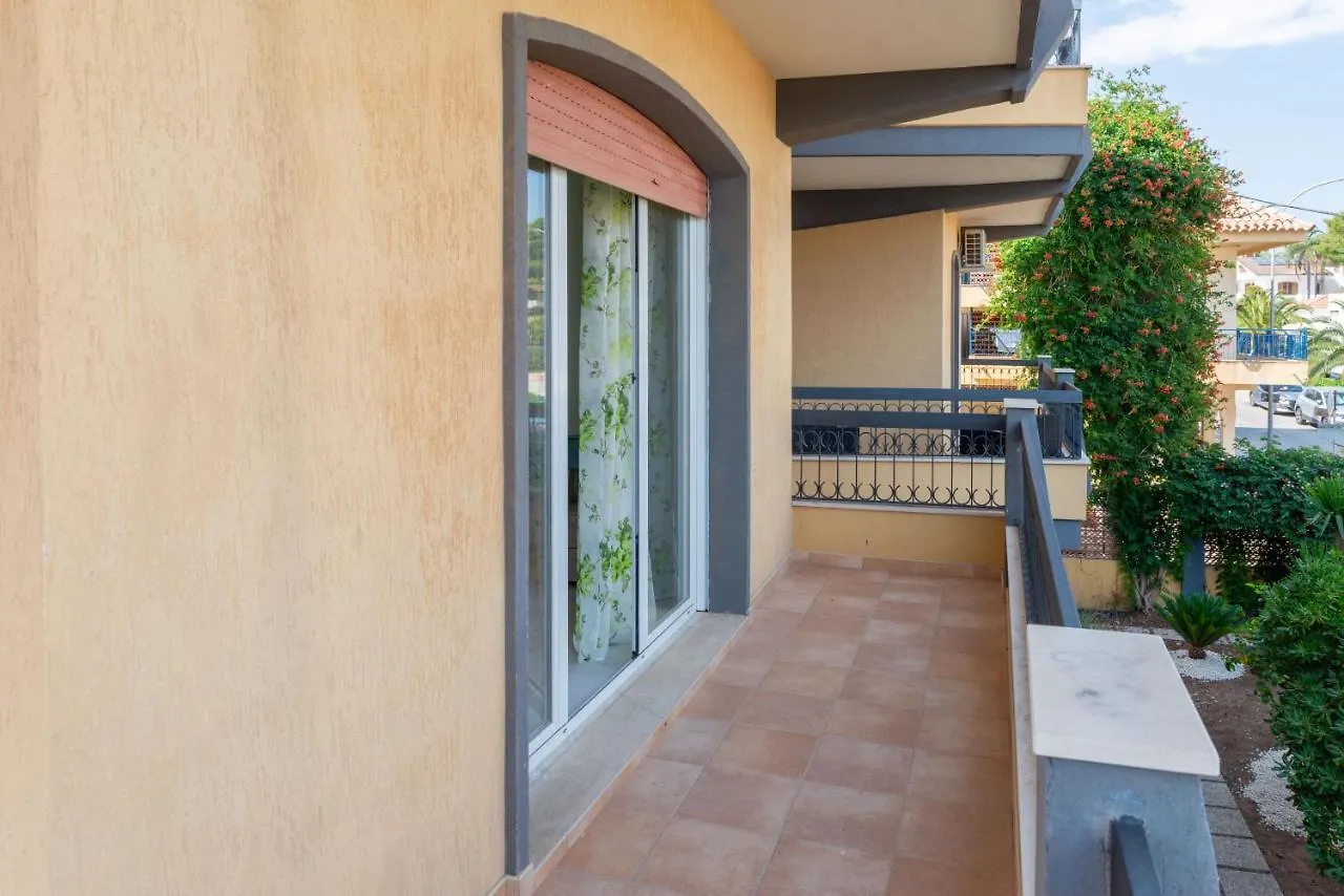 Marina Di Ragusa Cozy Apartments With Private Parking 0*, Marina di Ragusa Italia