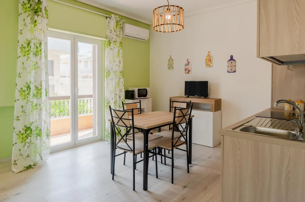 Marina Di Ragusa Cozy Apartments With Private Parking Marina di Ragusa
