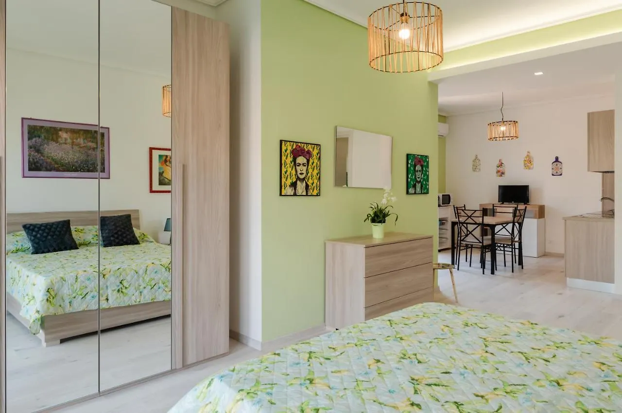 Marina Di Ragusa Cozy Apartments With Private Parking